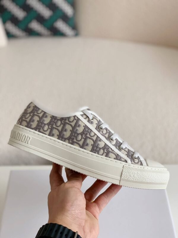 D*OR B23 low Sneaker