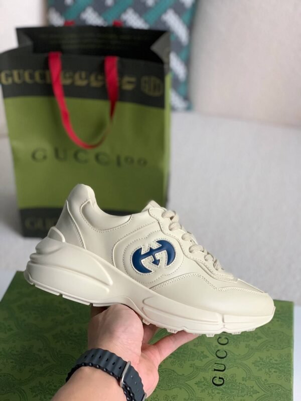 GU*IRetro Clunky Sneaker