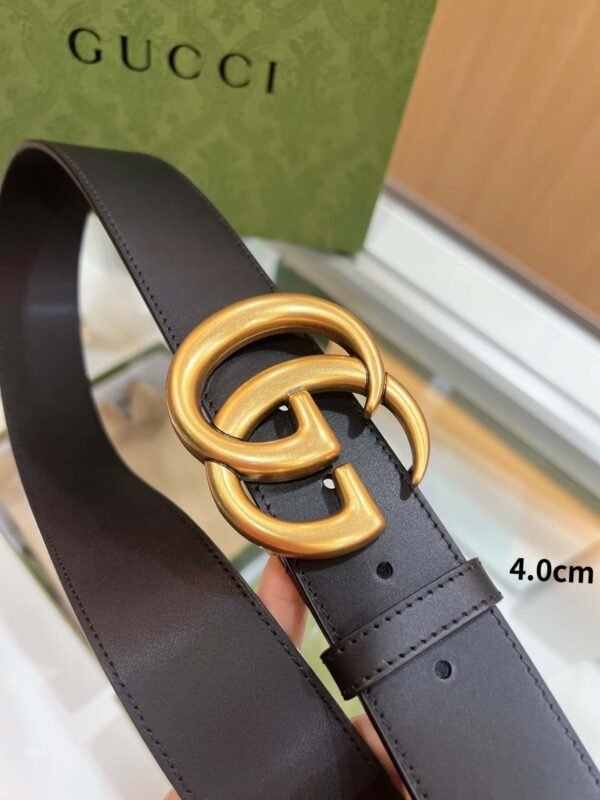 Gucci double-sided selected top layer leather GG belt