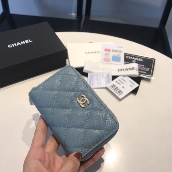 Chanel Zipped Wallet
