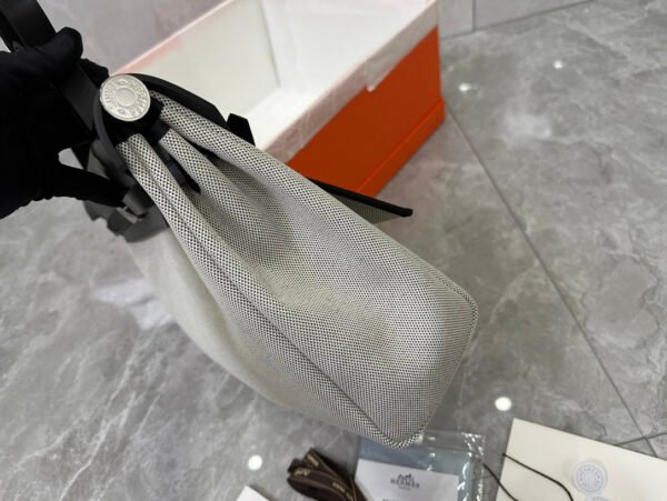 Hermes limited edition color matching Herbag Size: 31cm