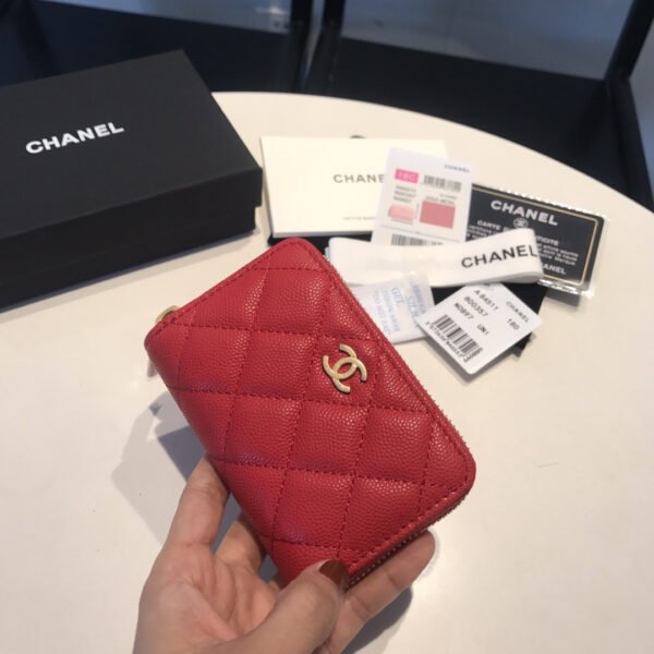 Chanel Zipped Wallet