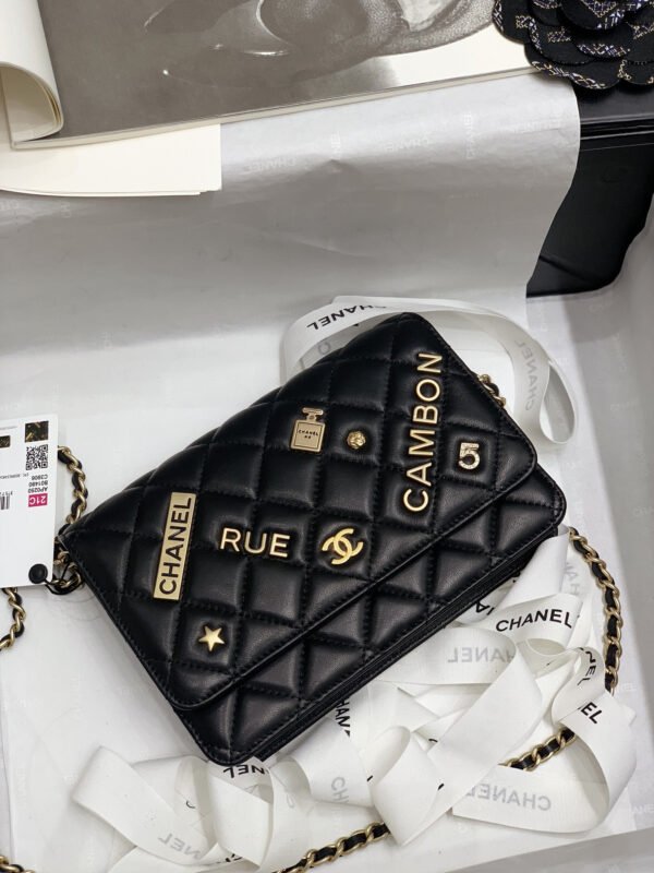 Chanel Wallet On Chain