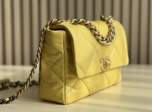Chanel 19 Handbag