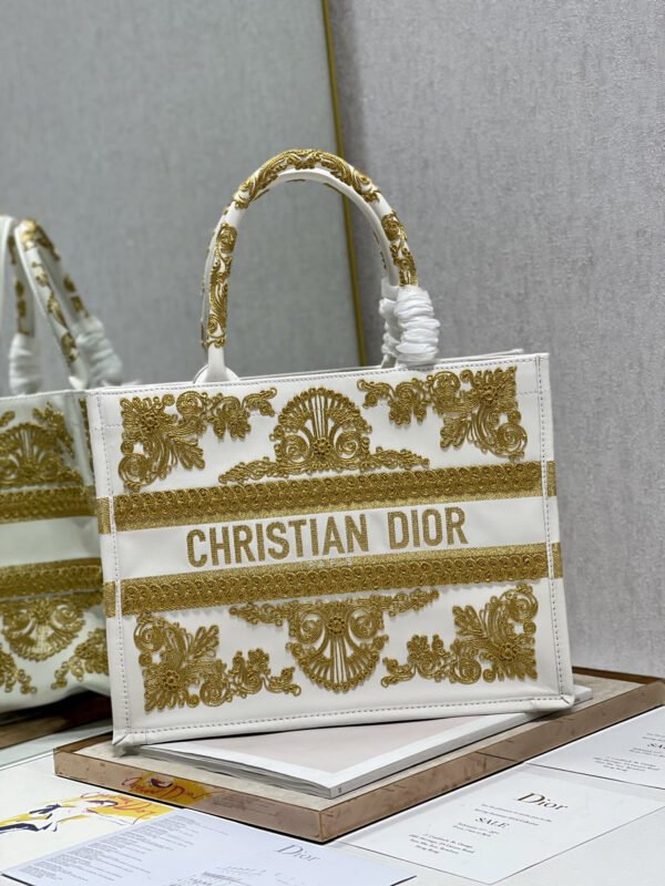 Medium Dior Book Tote