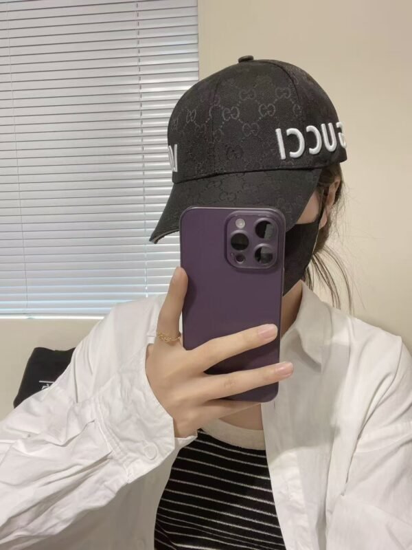 Gucci baseball cap peaked cap hat